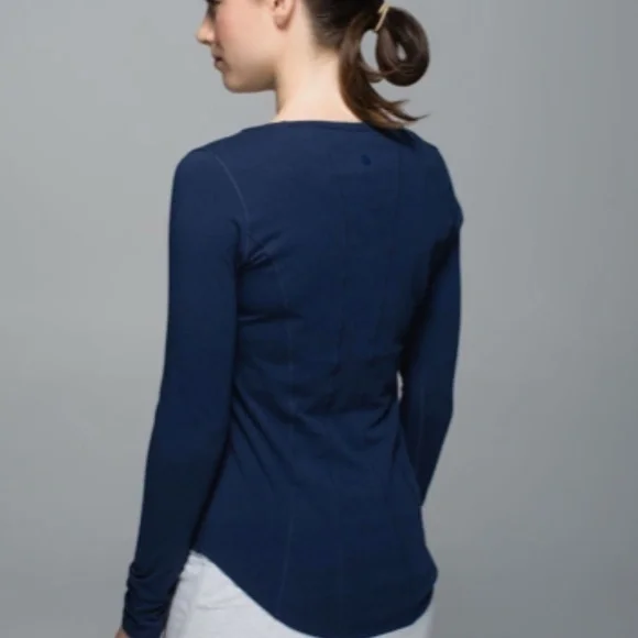 Lululemon Between The Lines Long Sleeve Deep Navy - Picture 3 of 8